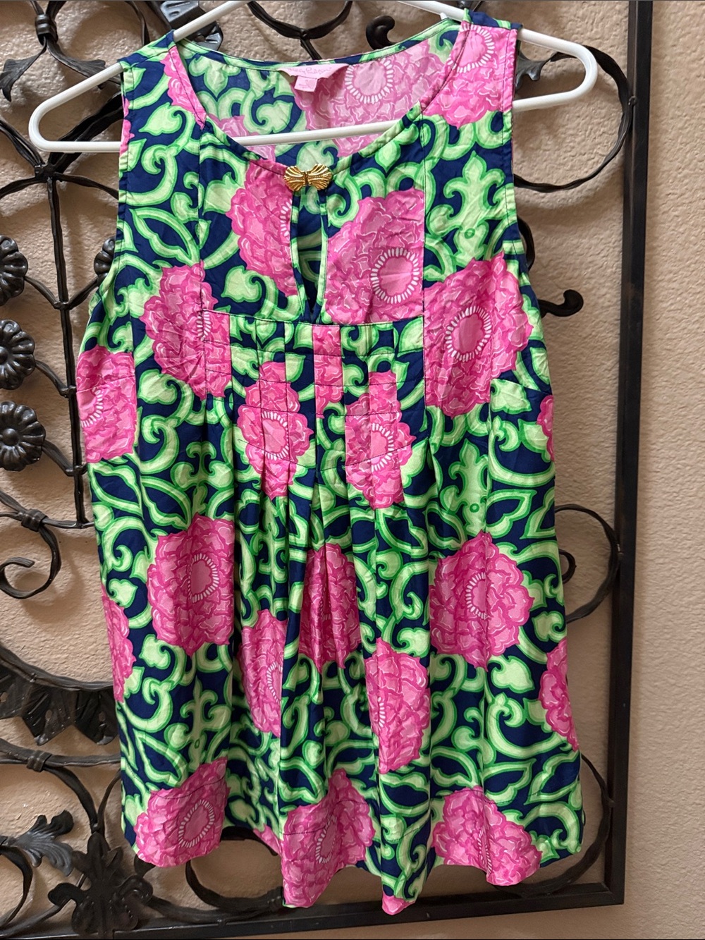 Lilly Pulitzer Pink, Green, and Navy Silk floral top Size 6
